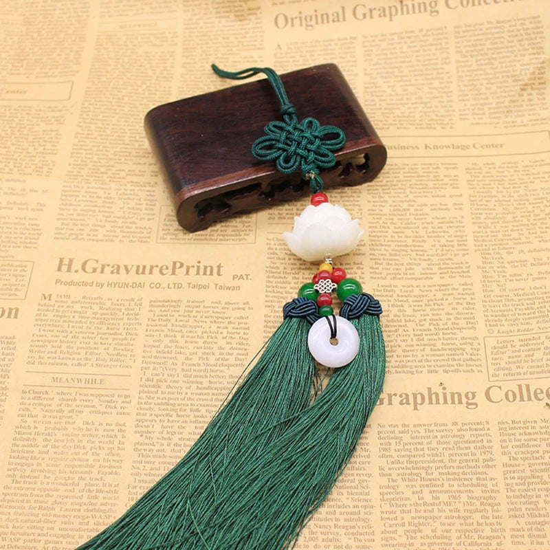 Car Good Luck Lotus Pendant Fashion Car Interior Decora Ornaments Rearview Mirror Pendant Ping An Buckle Chinese Knot Decoration